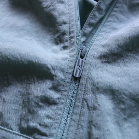 lululemon athletica Mint Green Jacket - Picture 3 of 14